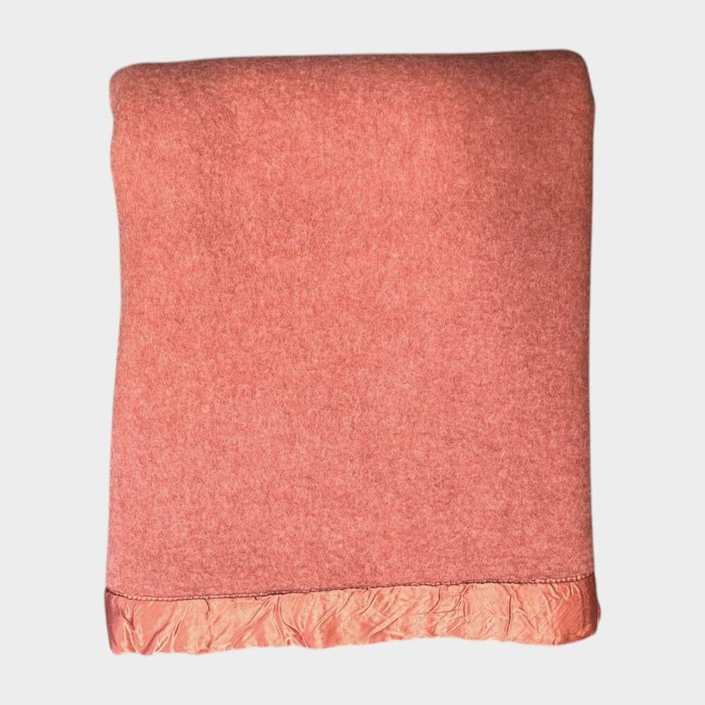 Vintage Cannon Leaksville 70"x72" Wool Blanket Mauve Pink Satin Trim Camp